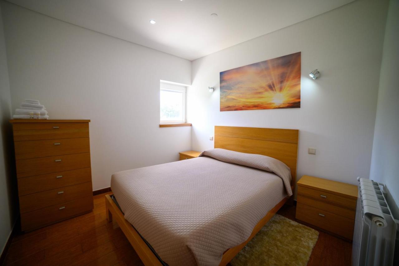 Funileiro, Apartamentos E Quartos アマレス エクステリア 写真