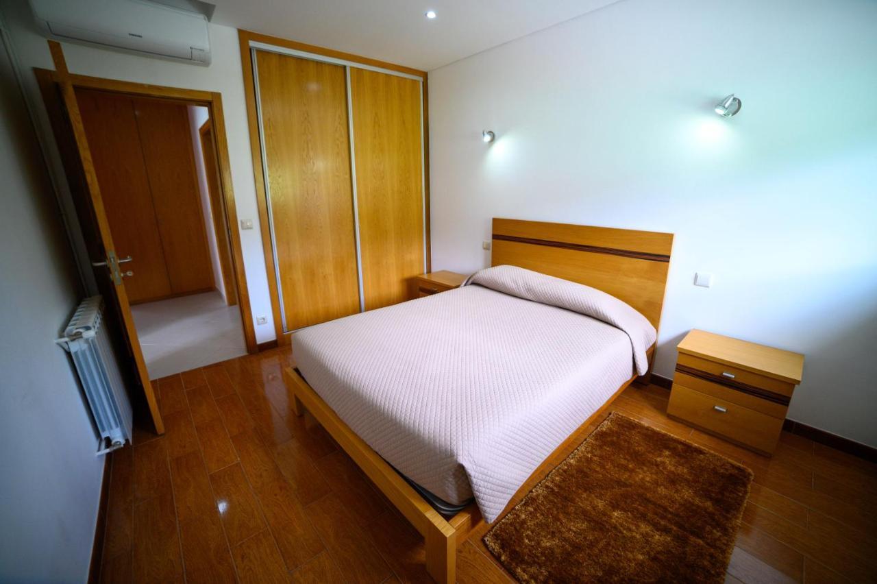 Funileiro, Apartamentos E Quartos アマレス エクステリア 写真